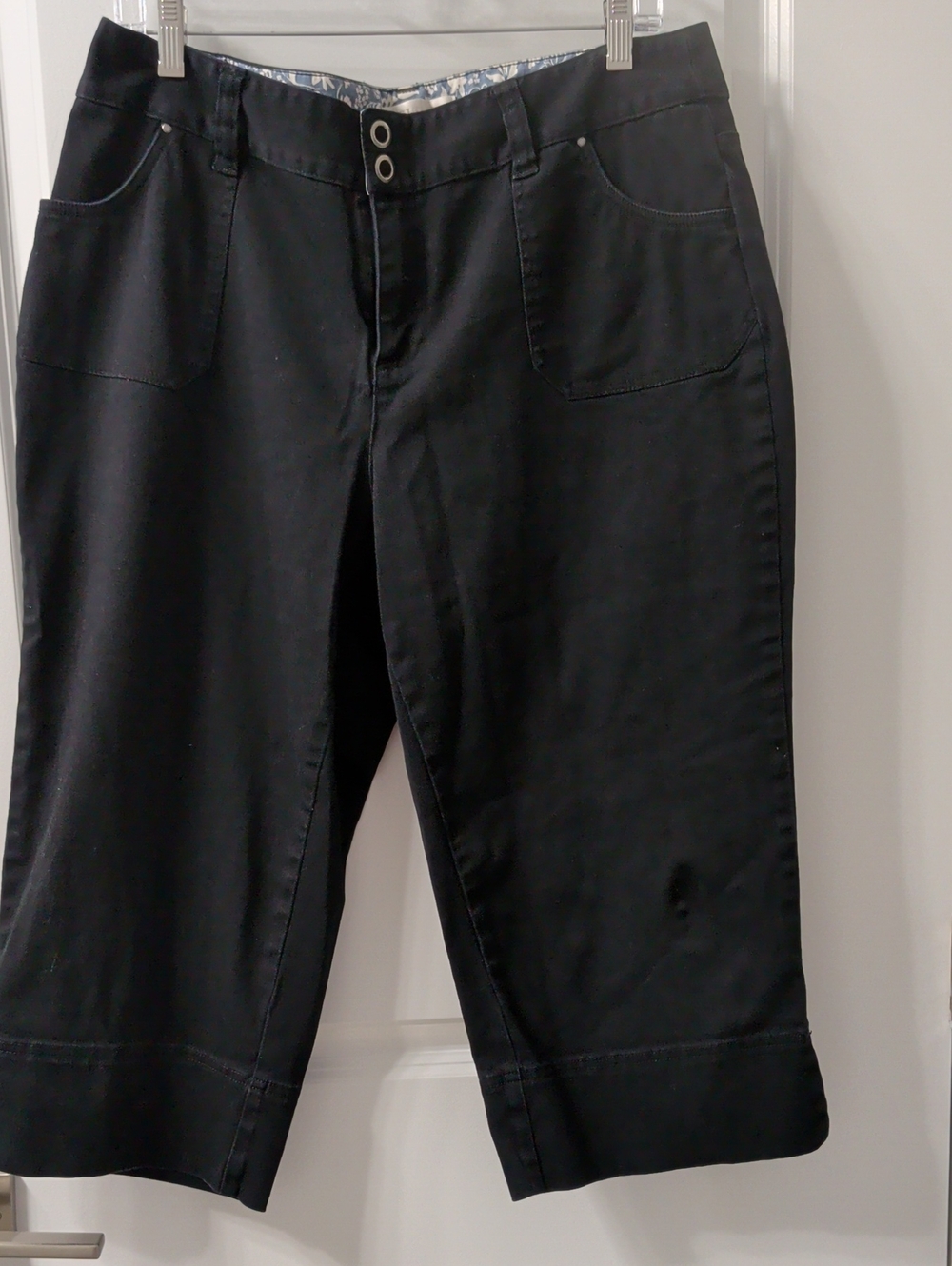 Black Capri Pants for Women - Classic Cargo Capri